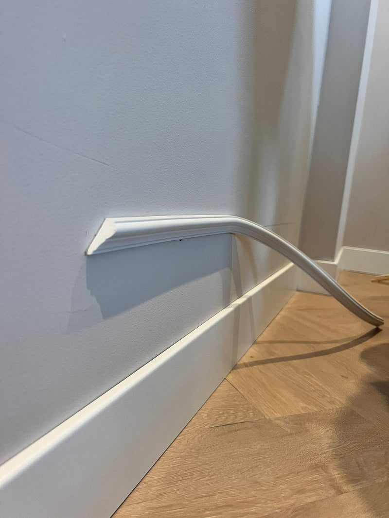 Vastplakken en bijsnijden van de onderste lijn